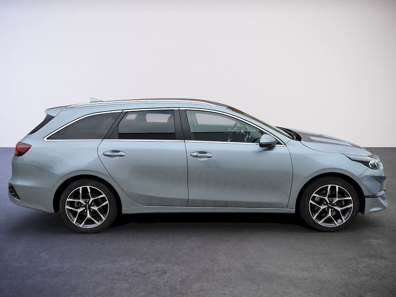 Kia Ceed (2025) SW TOP+Busines 1.5TGD-i 103kW - fotka 7 z 35