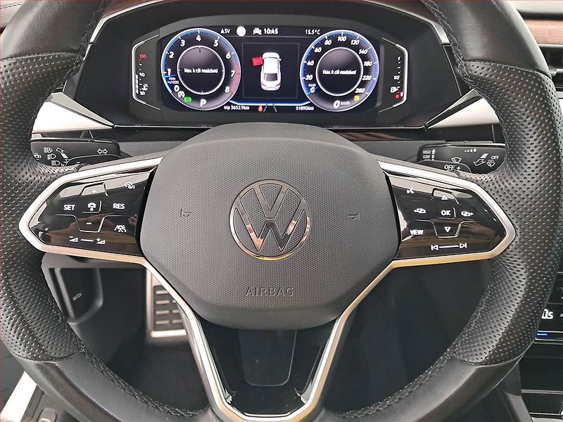 Volkswagen Arteon (2023) 2.0 TSI - fotka 18 z 18