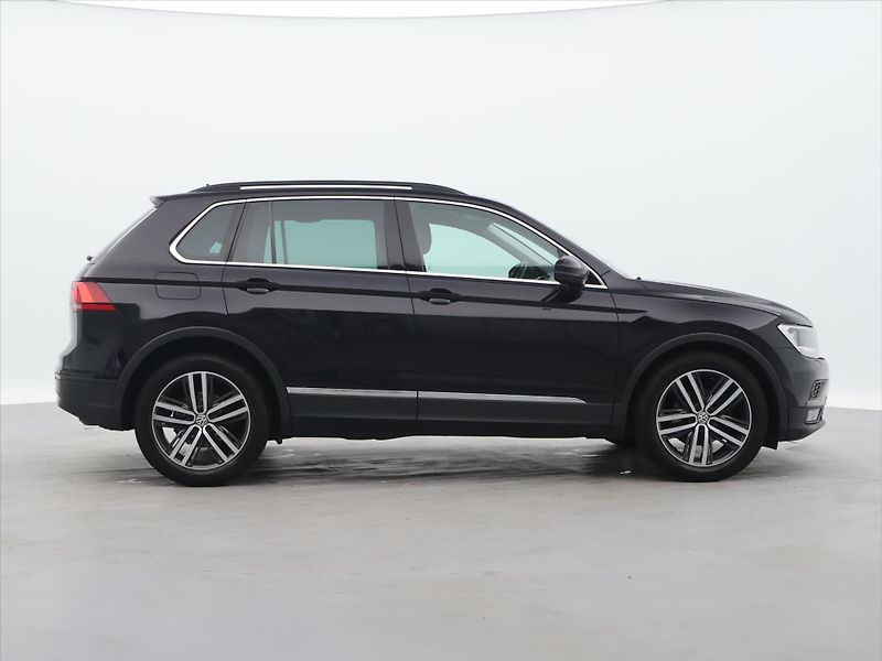 Volkswagen Tiguan 1.4 TSI 110kW Virtual 1.Maj. - fotka 8 z 29