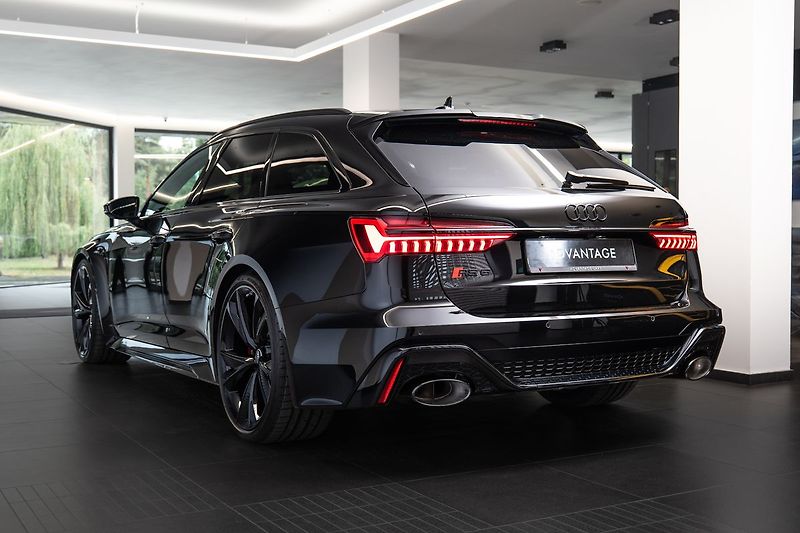 Audi RS 6 Avant - fotka 4 z 24