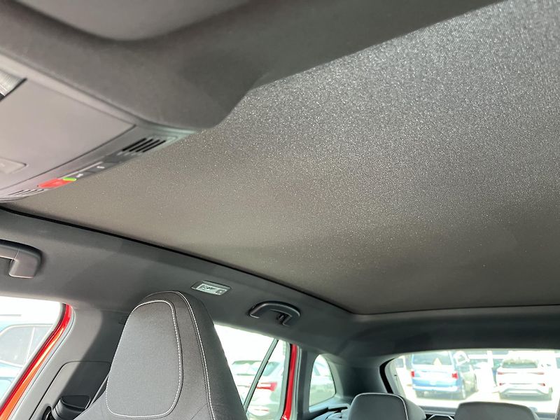Škoda Scala MONTE CARLO 1.0TSI 85kW - fotka 20 z 24
