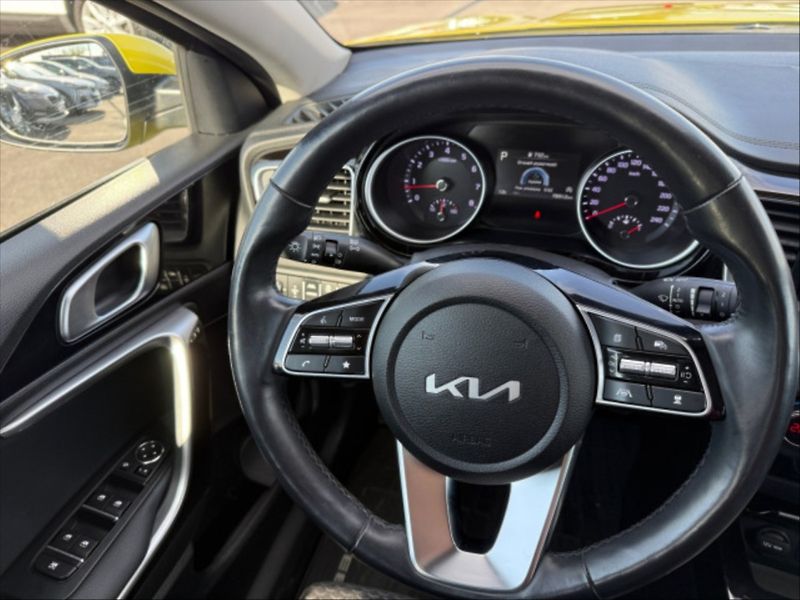 Kia XCeed 1,5 T-GDI Top AT - fotka 9 z 10