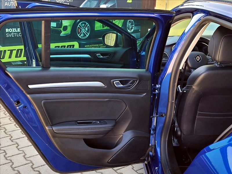 Renault Mégane 1,3 TCe 120kW GT-Line VÝBAVA - fotka 20 z 57