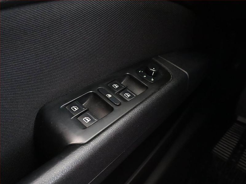 Škoda Superb (2011) 1.4 TSI - fotka 14 z 14