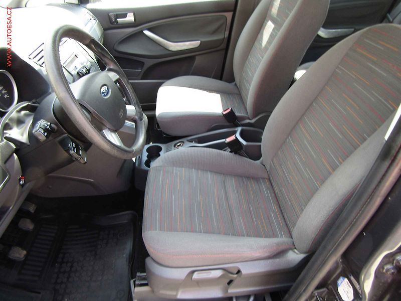 Ford C-MAX (2008) 1.8 i, AC, tažné - fotka 9 z 19