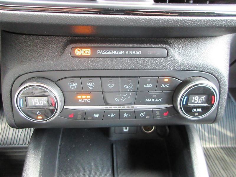 Ford Focus 1,5 i 133Kw, ST Line, Nové ČR - fotka 21 z 29