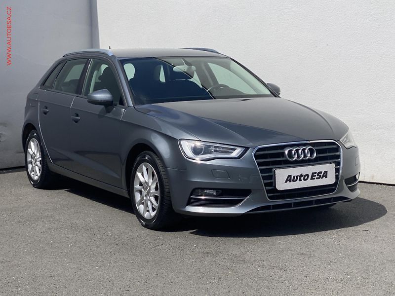 Audi A3 (2014) 2.0 TDi, Bixen, navi, TZ - fotka 1 z 3