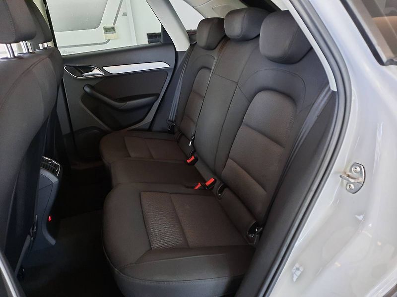 Audi Q3 (2017) 2.0 TDI quattro (110kW/150k) - fotka 9 z 23