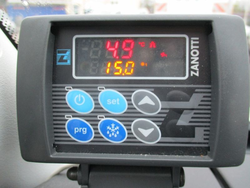 Iveco Daily 35S16, chladící Zanotti Z380 + - fotka 15 z 21