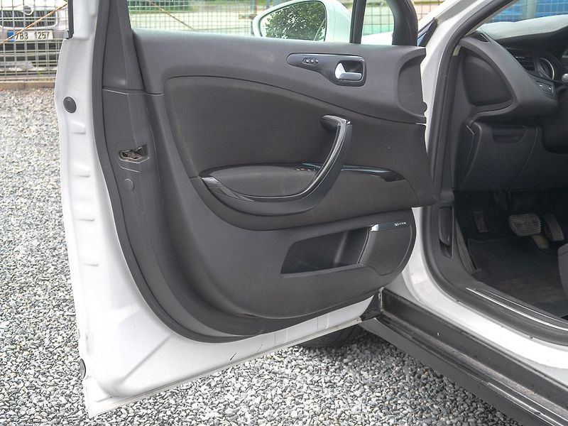 Citroën C5 (2010) 3.0HDI 177KW-NOVÉ ROZVODY FULL - fotka 15 z 48
