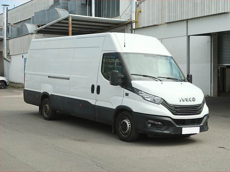 Iveco Daily (2022) 2.3 HPT, Maxi, 16m3, ČR, 1Maj - fotografie inzerátu
