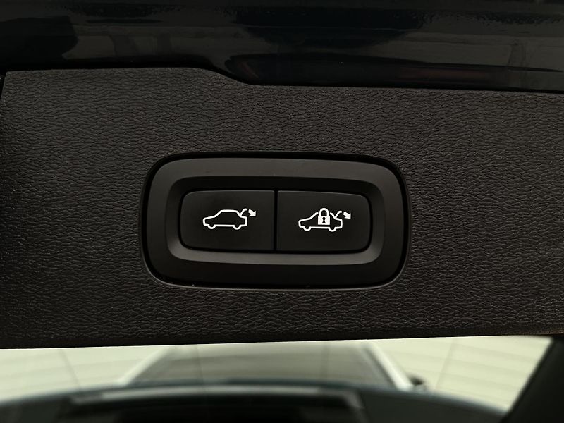 Volvo V60 T6 AWD RECHARGE INSCRIPTION  - fotka 43 z 43