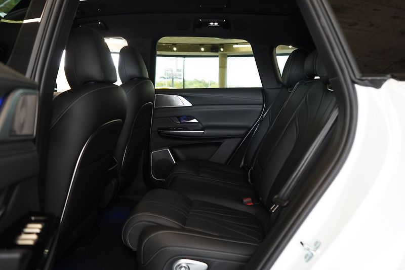 Xpeng G9 SUPER CENA / AWD Performance / - fotka 25 z 56