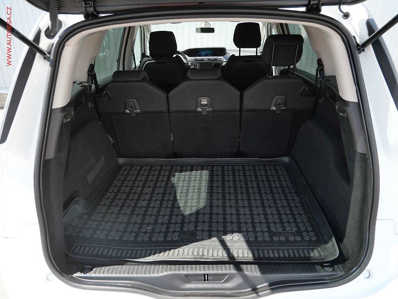 Citroën C4 Picasso (2016) 1.6 BlueHDI, 2.maj,ČR, AC - fotka 7 z 26