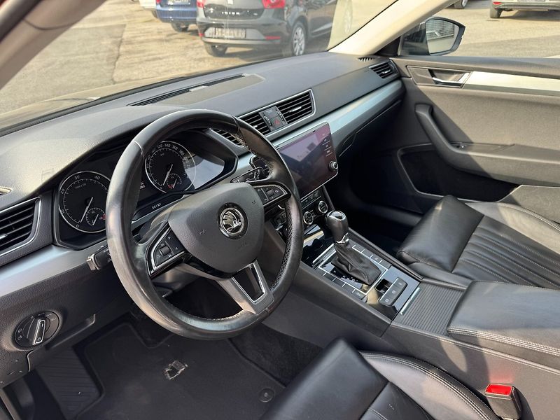 Škoda Superb (2018) 2,0 TDI 110 KW DSG STYLE - fotka 10 z 30