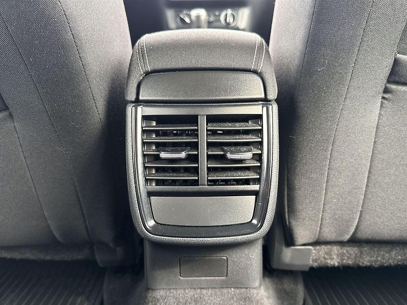 Škoda Scala (2021) 1.0 TSI Ambition - fotka 20 z 29