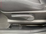 Hyundai ix20 (2013) 1.6 CRDi, AC, park. čidla - náhled 14