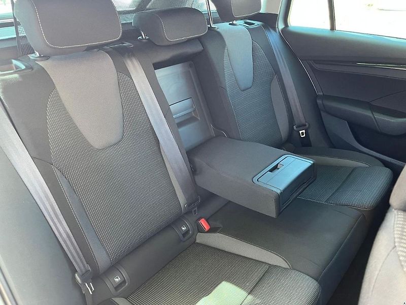 Škoda Octavia 2.0TDI-85KW/2022/1M,WEBASTO-ZÁ - fotka 24 z 48
