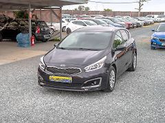 Kia Ceed (2017) ČR 10/17 1.4i 16V 74KW – 59tkm - fotografie inzerátu