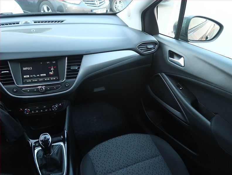 Opel Crossland X (2021) 1.2, ČR,1.maj, Serv.kniha - fotka 8 z 18
