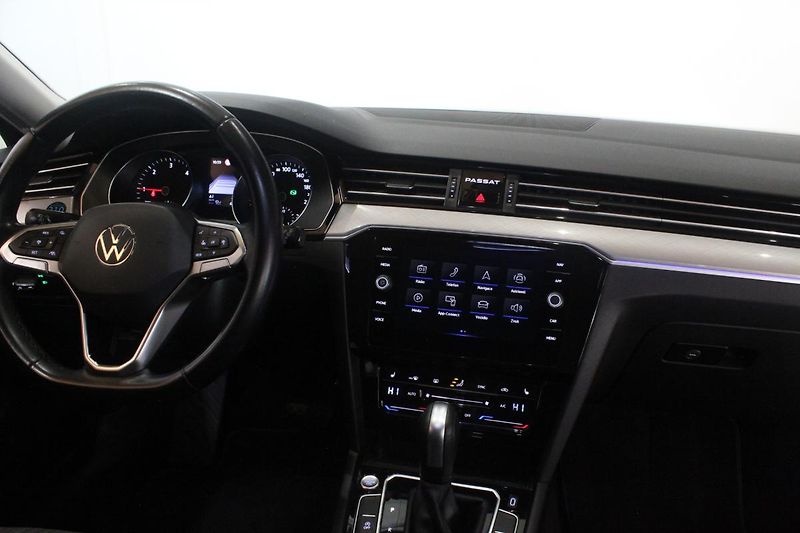 Volkswagen Passat (2020) 2.0TDI DSG Facelift Matrix  - fotka 26 z 34