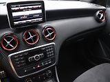 Mercedes-Benz Třídy A 2,0 45 265 kW 4Matic AMG Aut. - náhled 22