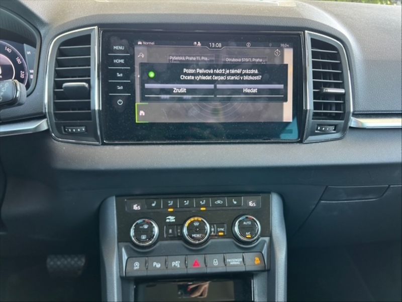 Škoda Karoq 1,5 TSI 110 Style AT - fotka 10 z 11
