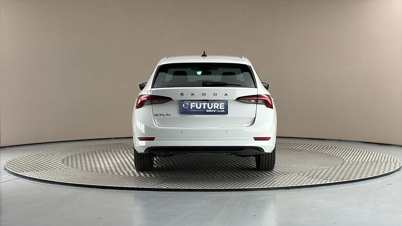 Škoda Octavia 2.0 TDI Style Combi - fotka 5 z 26