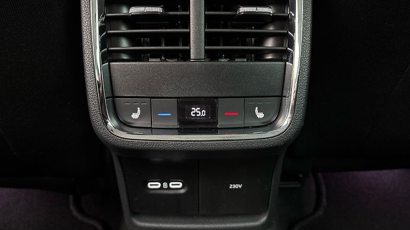 Škoda Octavia 1.5 TSI E-Tec DSG Style Combi - fotka 22 z 28