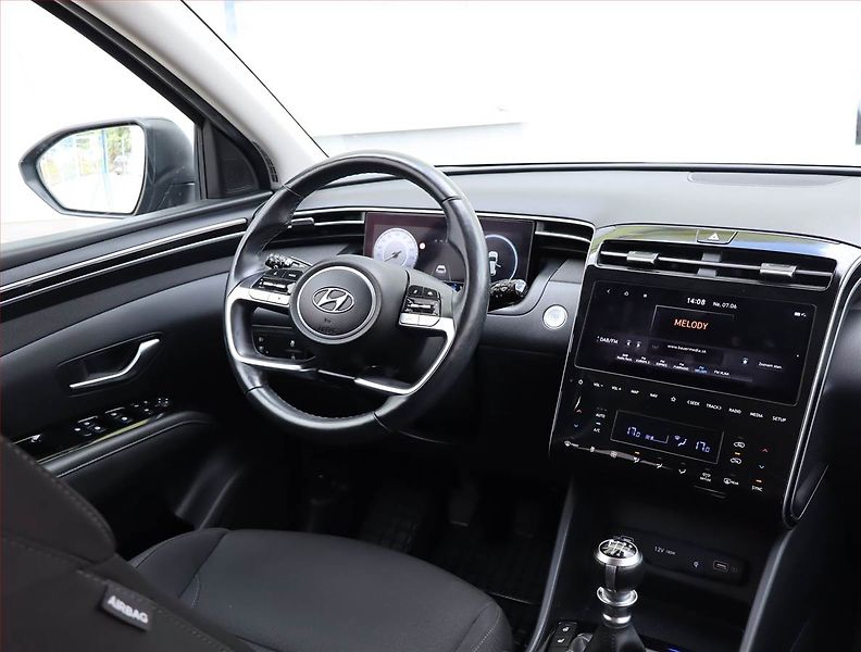 Hyundai Tucson (2021) 1.6 T-GDI - fotka 7 z 18