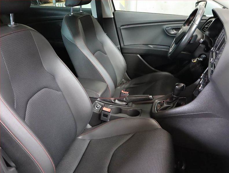 Seat Leon (2016) Style 2.0 TDI FR, Automat - fotka 9 z 19