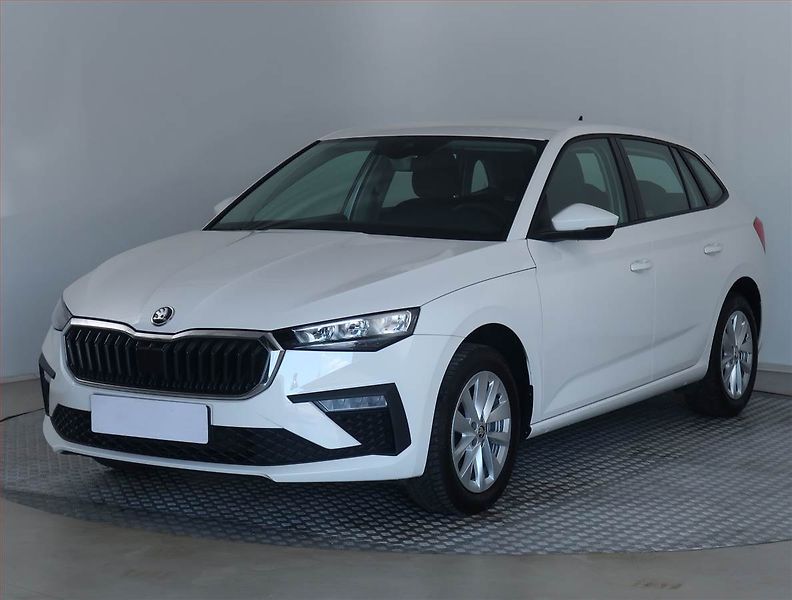 Škoda Scala (2024) Selection 1.0 TSI, Serv.kniha - fotka 2 z 18