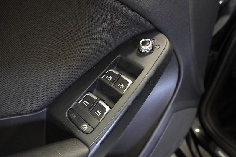 Audi A5 1.8TFSi-125 kW NOVÝ TYP MOTORU - fotka 7 z 20