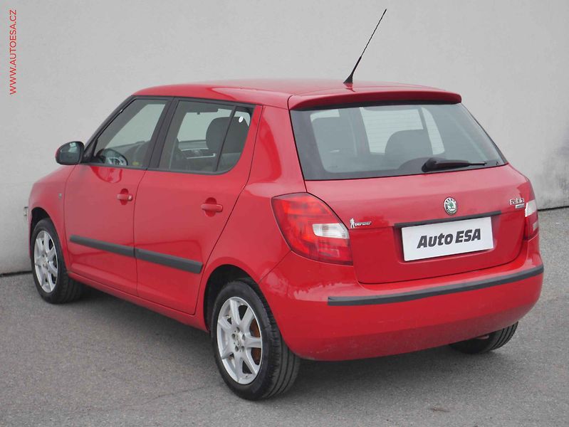 Škoda Fabia (2008) 1.2i, ČR, STK4/28 - fotka 6 z 13