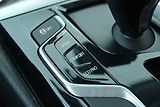 BMW Řada 5 (2018) 520d xDrive, 4X4, Automat - náhled 22