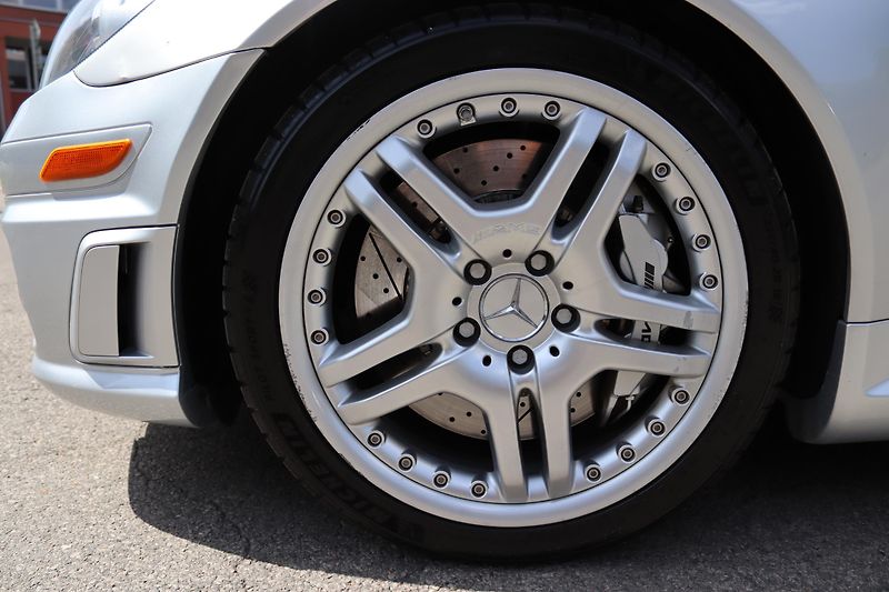 Mercedes-Benz SLK 55 AMG - fotka 20 z 50