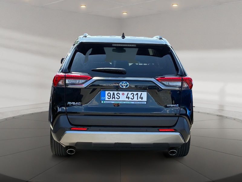 Toyota RAV4 (2023) COMFORT 2.5 HYBRID 131kW 4WD  - fotka 5 z 11