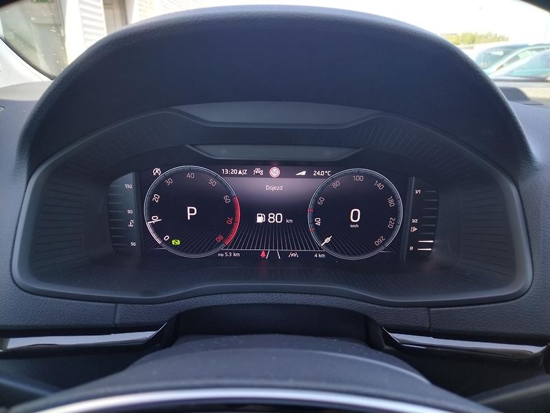 Škoda Karoq 1,5 TSI - fotka 19 z 29