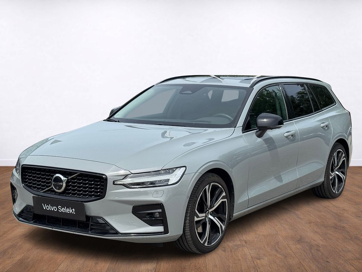 Volvo V60 PLUS DARK B4, 360°, PANORAMA,