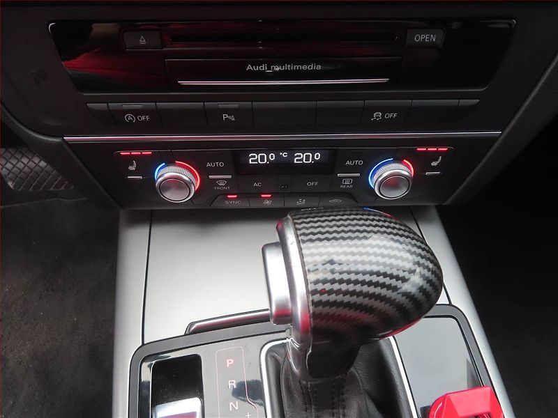 Audi A6 (2012) 2.0 TDI, Automat, Serv.kniha - fotka 16 z 23