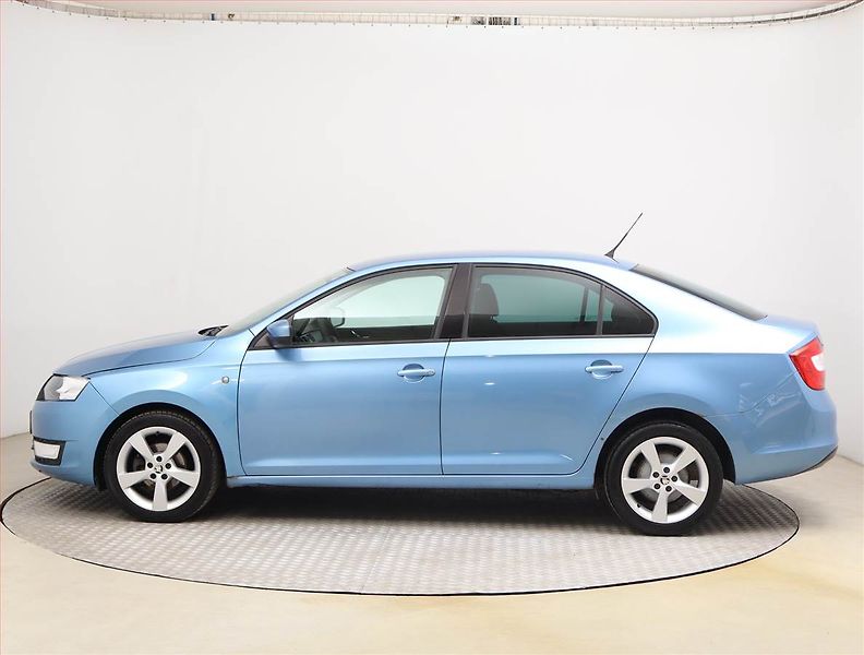Škoda Rapid (2012) Ambition Plus 1.2 TSI - fotka 3 z 18