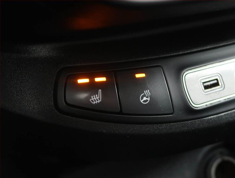 Fiat 500X (2018) Cross 1.4 MultiAir, 4X4 - fotka 19 z 21