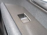 Land Rover Range Rover Evoque (2013) 2.2D 140KW 4x4 – MAT - náhled 34