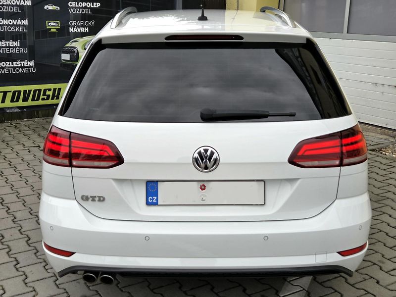 Volkswagen Golf 2,0GTD 135kW DSG, DPH, SERVIS  - fotka 11 z 51