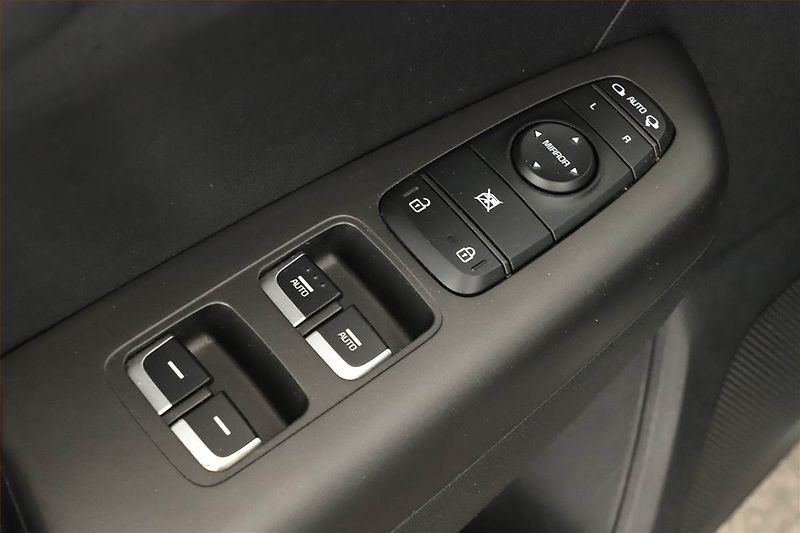 Kia Sportage (2020) Top 1.6 T-GDI, 4X4 - fotka 10 z 14