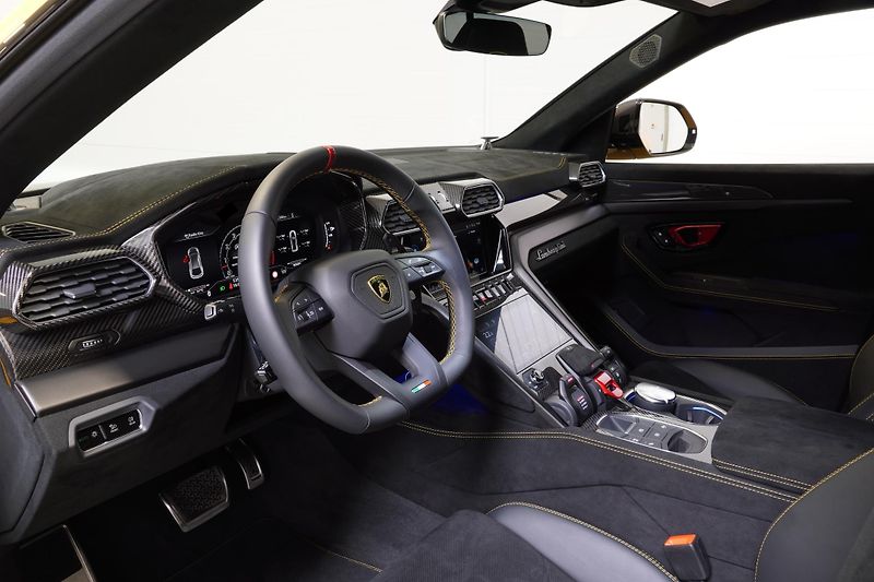 Lamborghini Urus Performante, Akrapovič - fotka 20 z 41