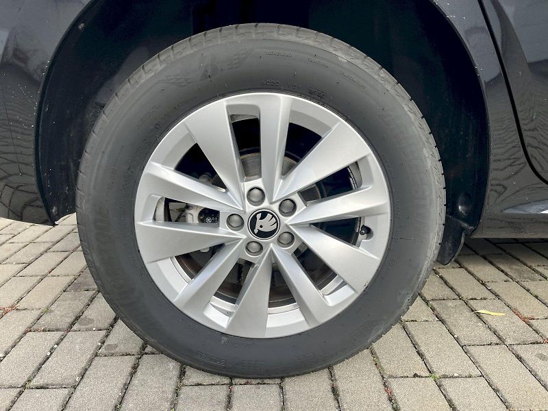 Škoda Kamiq (2025) 1,0TSI 85KW SELECTION - fotka 10 z 21