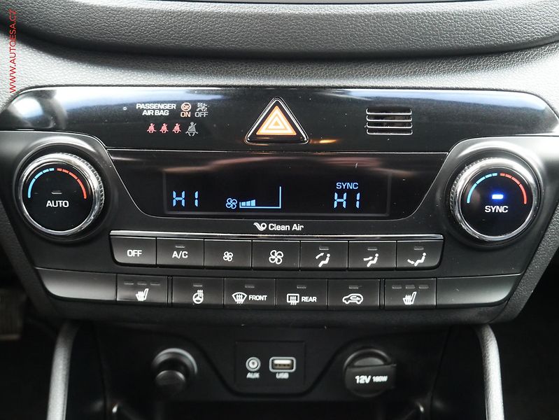 Hyundai Tucson (2016) 2.0 CRDi 4WD, 2.maj,ČR, Navi - fotka 14 z 18