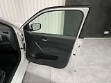 Škoda Fabia 1.0 TSi ČR REZERVACE  - náhled 11