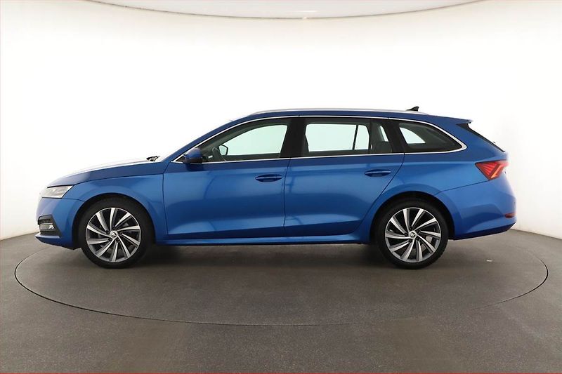 Škoda Octavia (2022) Style Plus 2.0 TDI - fotka 3 z 17